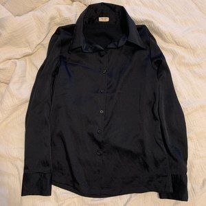 one size brandy melville silky button up